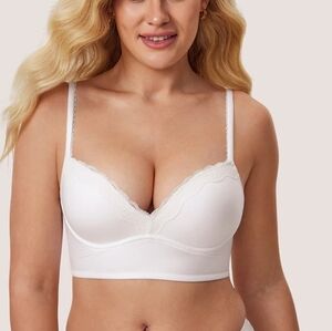 NWT Dobreva White Soft Wireless Push Up Bra 40D